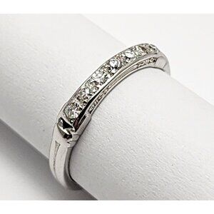 Unique 18K Karat Solid White Gold Single Row Diamond Wedding Band Ring Size 5.50